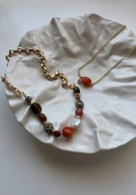 колье из натуральных камней
